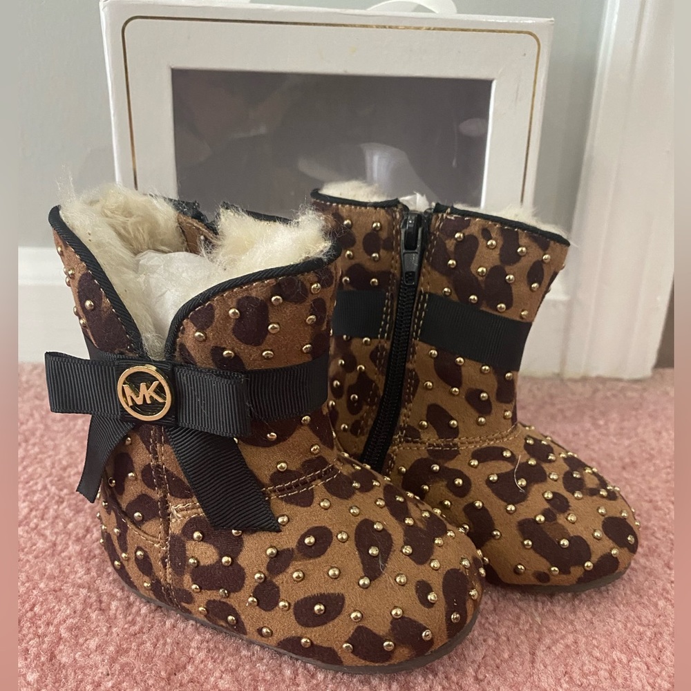 NIB Michael Kors Grace Crystal Leopard Baby Boots